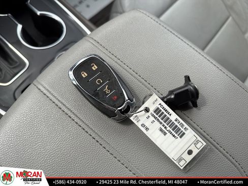 Used 2020 Chevrolet Traverse LT w/ LPO, Floor Liner Package image 30