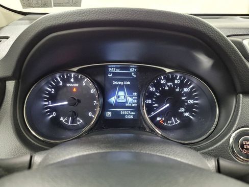 Used 2015 Nissan Rogue SV w/ SV Premium Package FWD image 23