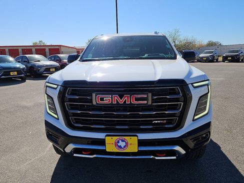 New 2026 GMC Yukon XL AT4 Ultimate image 8