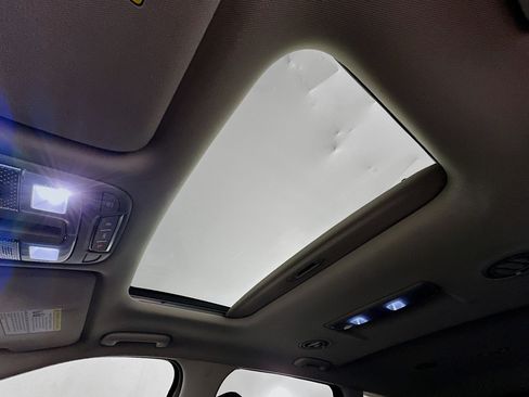 Used 2022 Kia Telluride S FWD image 26