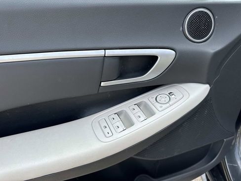 Used 2025 Hyundai Sonata SEL FWD image 36