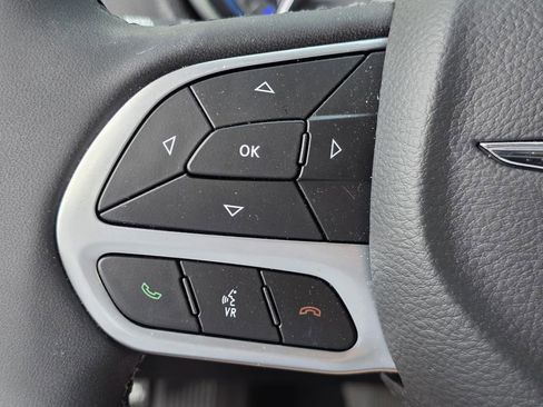 Used 2023 Chrysler 300 Touring L w/ Popular Equipment Group image 26