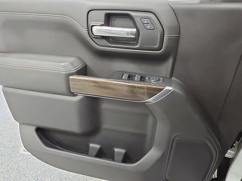 Used 2019 Chevrolet Silverado 1500 LT w/ All-Star Edition image 31