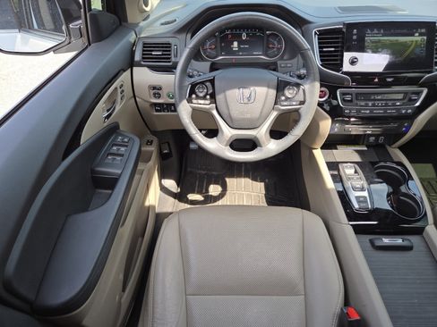 Used 2022 Honda Pilot Elite image 28