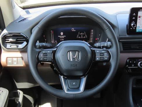 Certified 2025 Honda Pilot Elite image 22