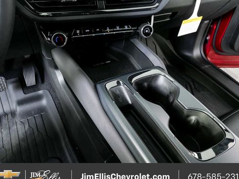 New 2026 Chevrolet Equinox EV RS image 17