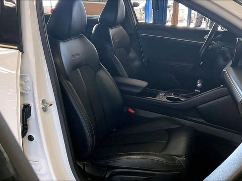 Used 2022 Kia K5 GT-Line w/ GT-Line FWD Premium Package image 16