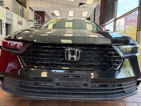 Used 2024 Honda Accord EX image 4