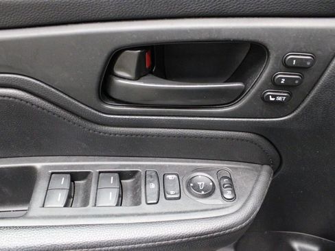 Used 2022 Honda Odyssey EX-L image 18