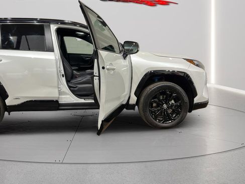 Used 2023 Toyota RAV4 XSE image 17