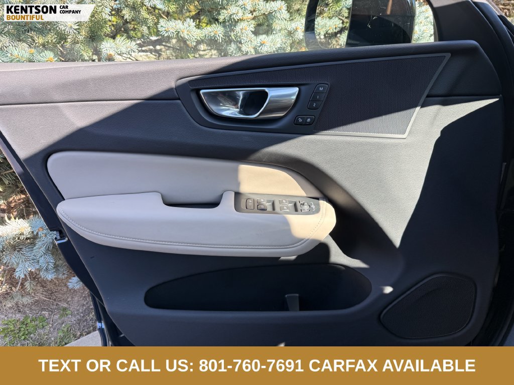 Used 2026 Volvo XC60 B5 Plus AWD/4WD image 18