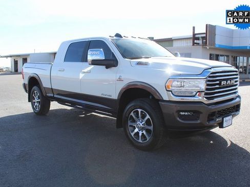 Used 2024 RAM 2500 Limited w/ Towing Technology Group image 1