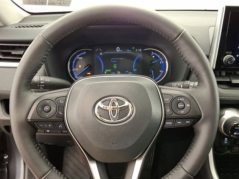 Certified 2025 Toyota RAV4 XLE w/ Convenience Package AWD/4WD image 16