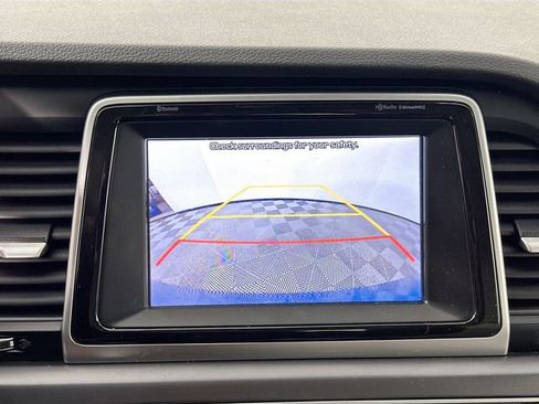 Used 2018 Hyundai Sonata SEL w/ Tech Package 02 image 12