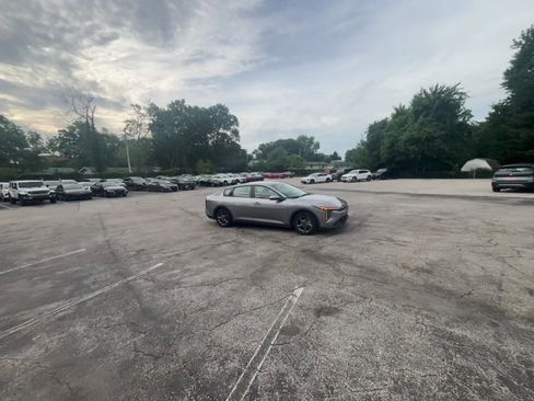 Used 2025 Kia K4 FWD image 9