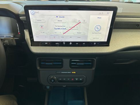 New 2026 Ford Maverick XLT FWD image 28