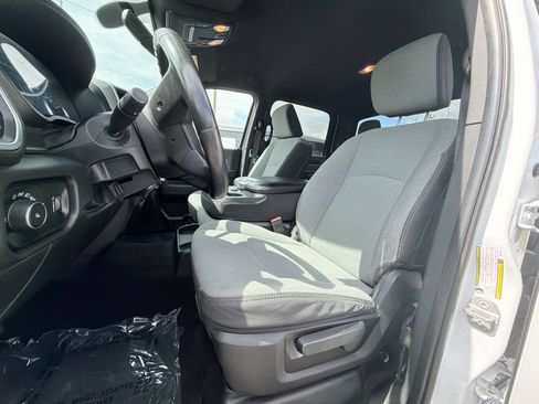 Used 2022 RAM 2500 Big Horn AWD/4WD image 17