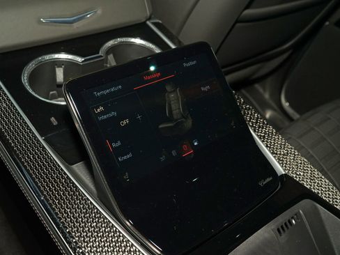 Used 2026 Cadillac Escalade V image 22