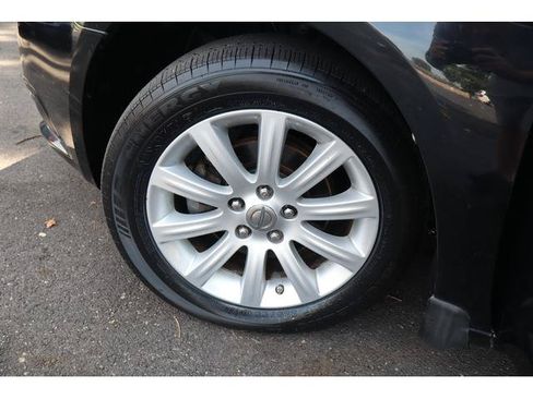 Used 2013 Chrysler 200 Touring FWD image 15