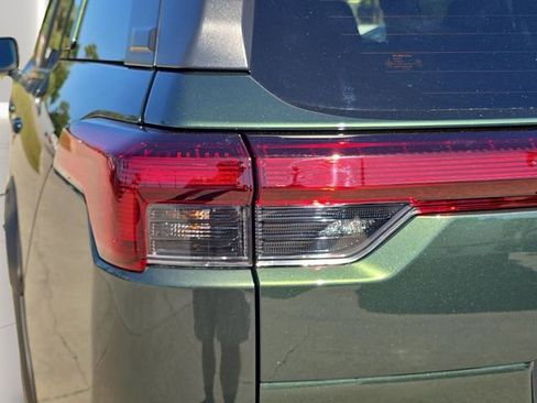 Certified 2026 Subaru Outback Limited AWD/4WD image 7