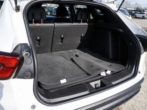 Used 2024 Chevrolet Trax RS w/ Driver Confidence Package image 8