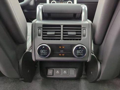 Certified 2024 Land Rover Discovery Dynamic SE image 16