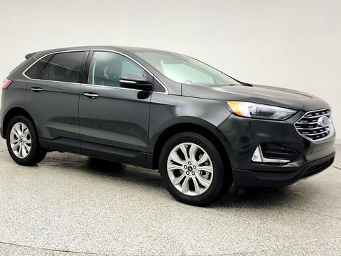 Used 2024 Ford Edge Titanium AWD/4WD image 3
