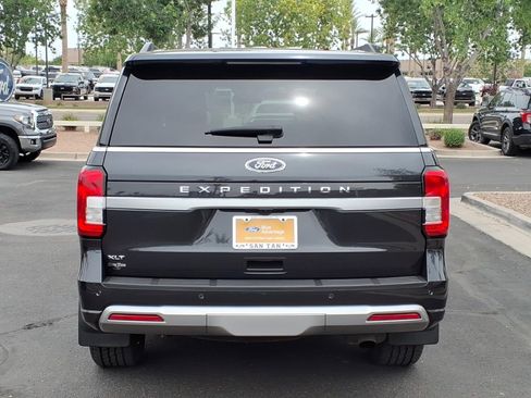 Certified 2024 Ford Expedition XLT AWD/4WD image 5