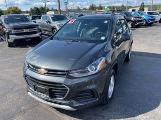 Used 2019 Chevrolet Trax LT w/ LT Convenience Package image 1