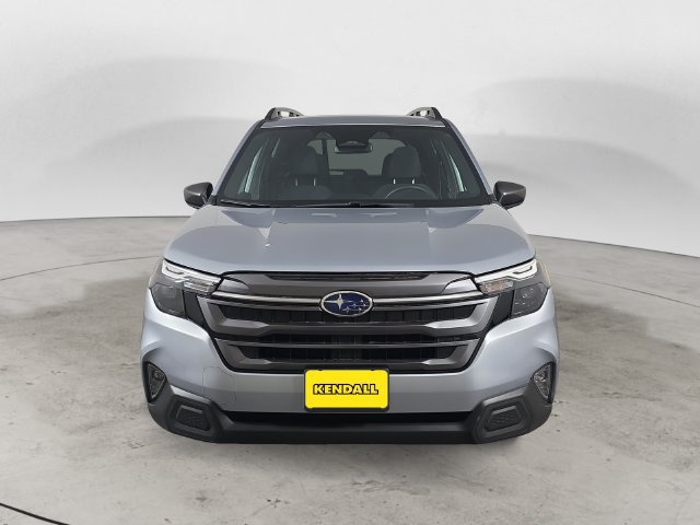 Used 2025 Subaru Forester Premium AWD/4WD image 8