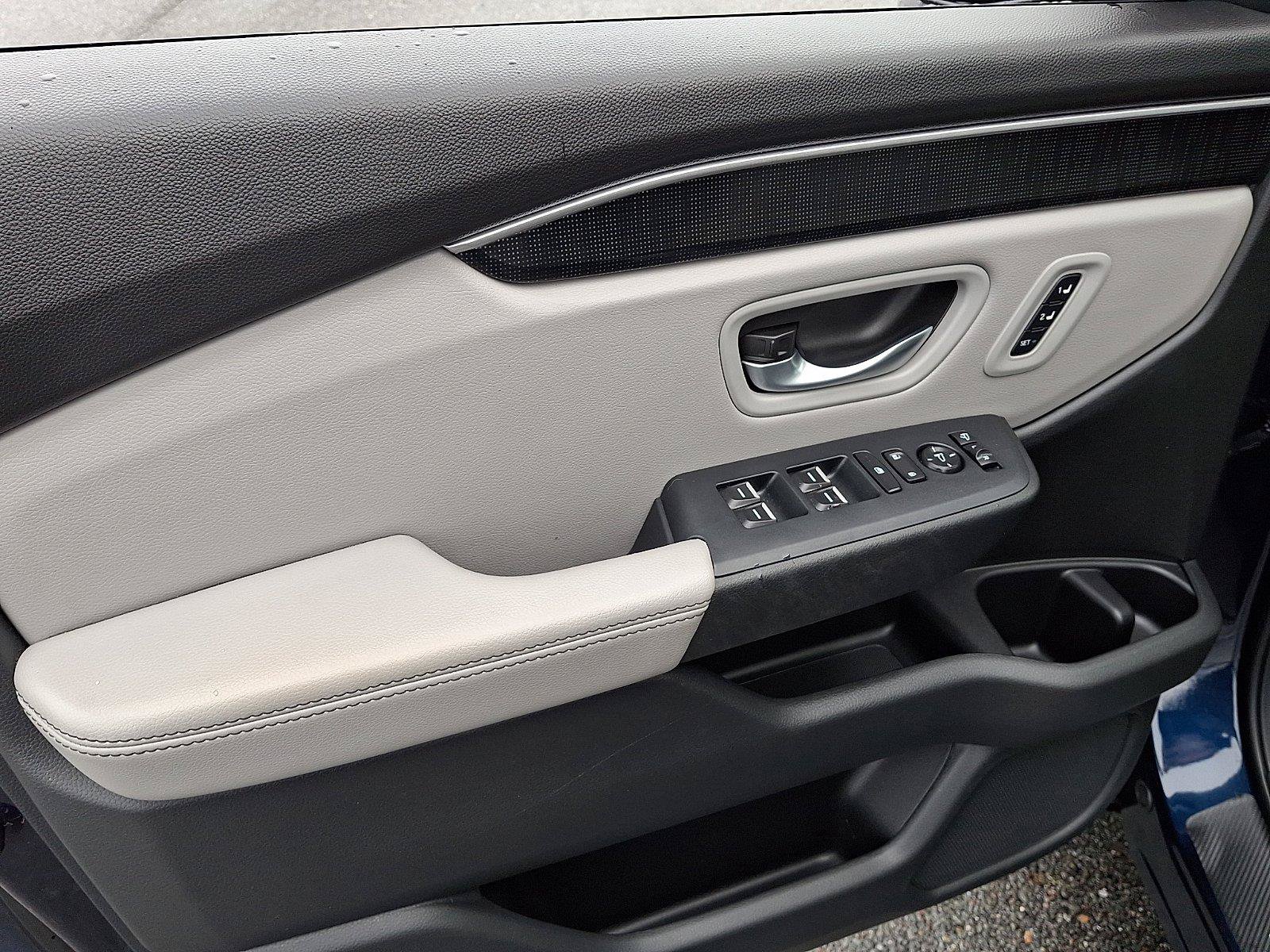 Used 2023 Honda Pilot Elite image 14