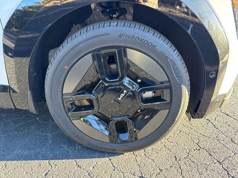 New 2026 Kia EV9 GT-Line AWD/4WD image 12