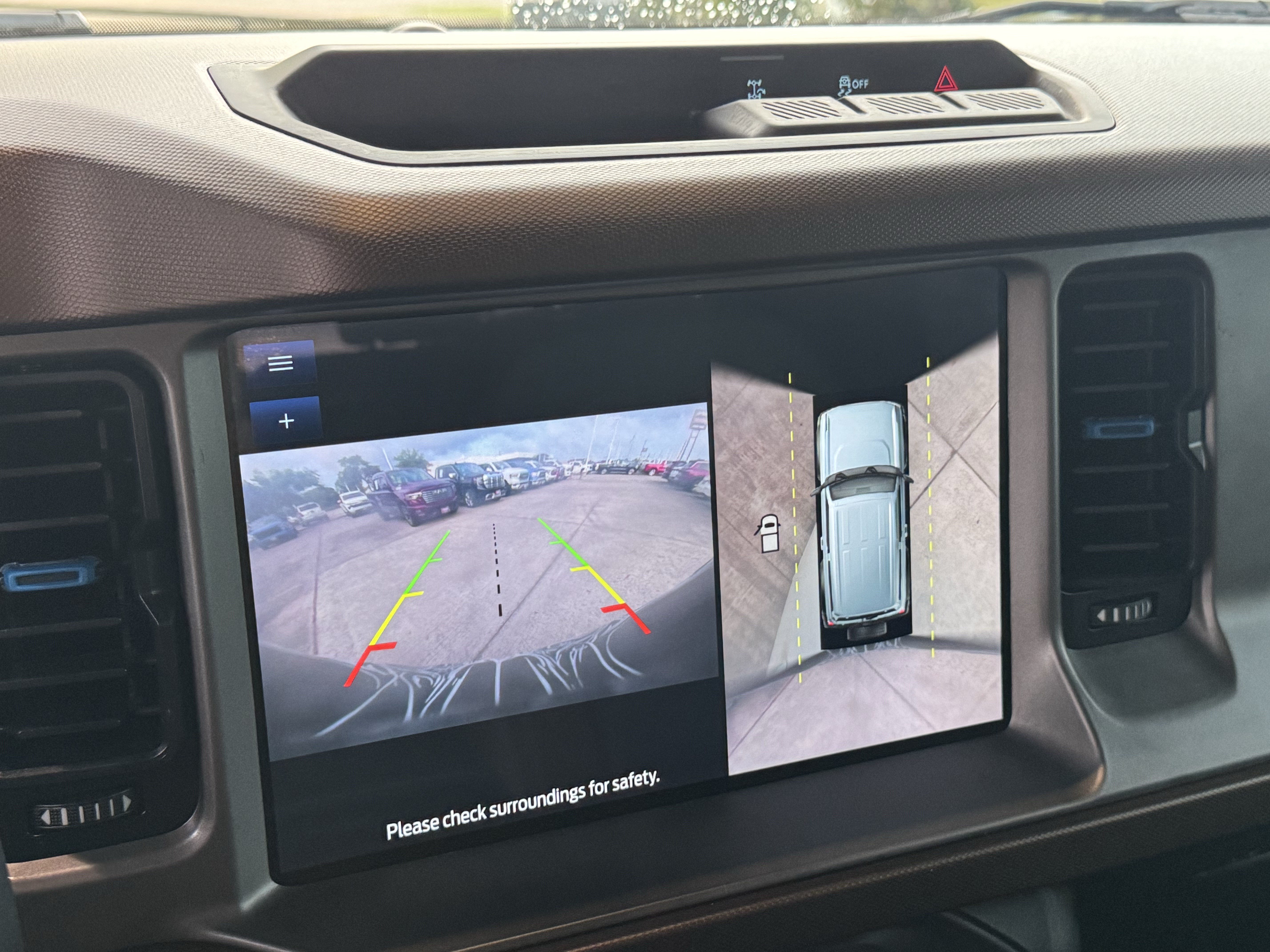 Used 2022 Ford Bronco Outer Banks AWD/4WD image 16