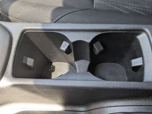 Used 2018 Ford Focus SEL FWD image 17