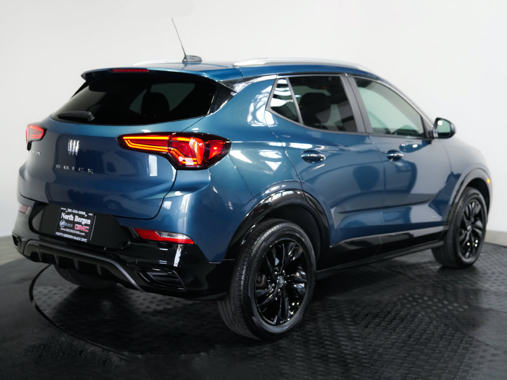 Used 2025 Buick Encore GX Sport Touring w/ Comfort Package AWD/4WD image 6