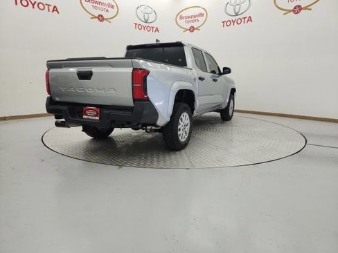 Used 2026 Toyota Tacoma SR AWD/4WD image 8