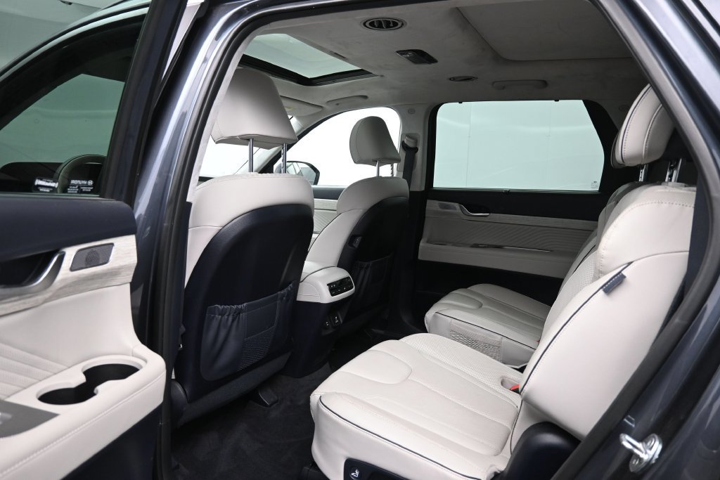 Used 2024 Hyundai Palisade Calligraphy AWD/4WD image 25