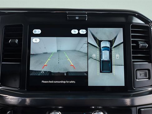 Used 2025 Ford F250 Lariat w/ Black Appearance Package image 16