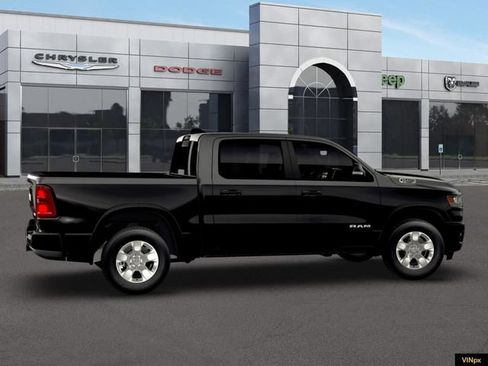 New 2026 RAM 1500 4x4 Crew Cab image 13