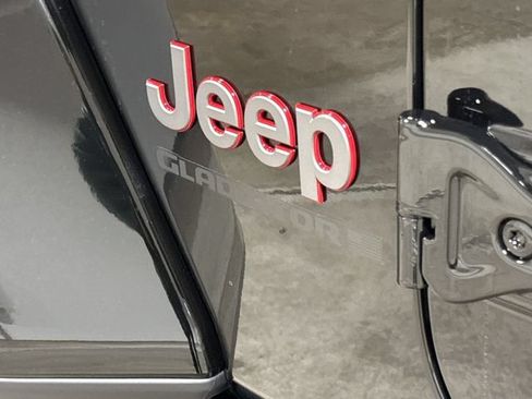 New 2026 Jeep Gladiator Rubicon AWD/4WD image 25