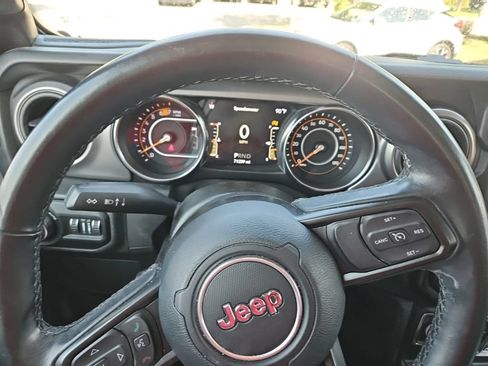 Used 2021 Jeep Wrangler Unlimited Sport AWD/4WD image 17