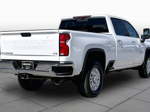 Used 2025 Chevrolet Silverado 2500 LTZ w/ LTZ Premium Package AWD/4WD image 13