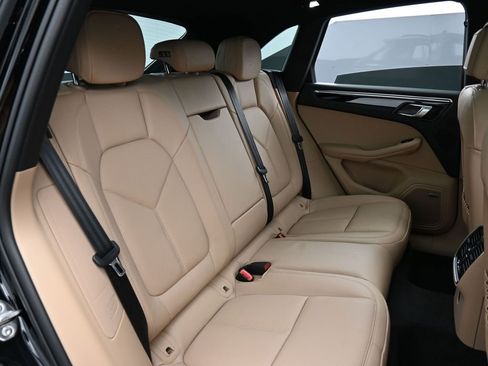 New 2026 Porsche Macan image 27