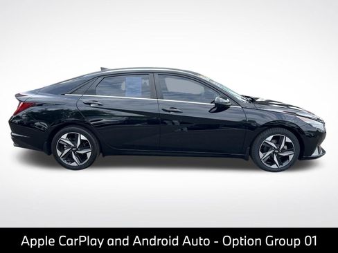 Used 2022 Hyundai Elantra Limited FWD image 10
