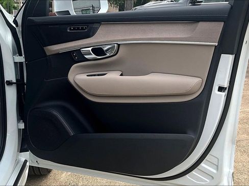 New 2026 Volvo XC90 T8 Ultra AWD/4WD image 14