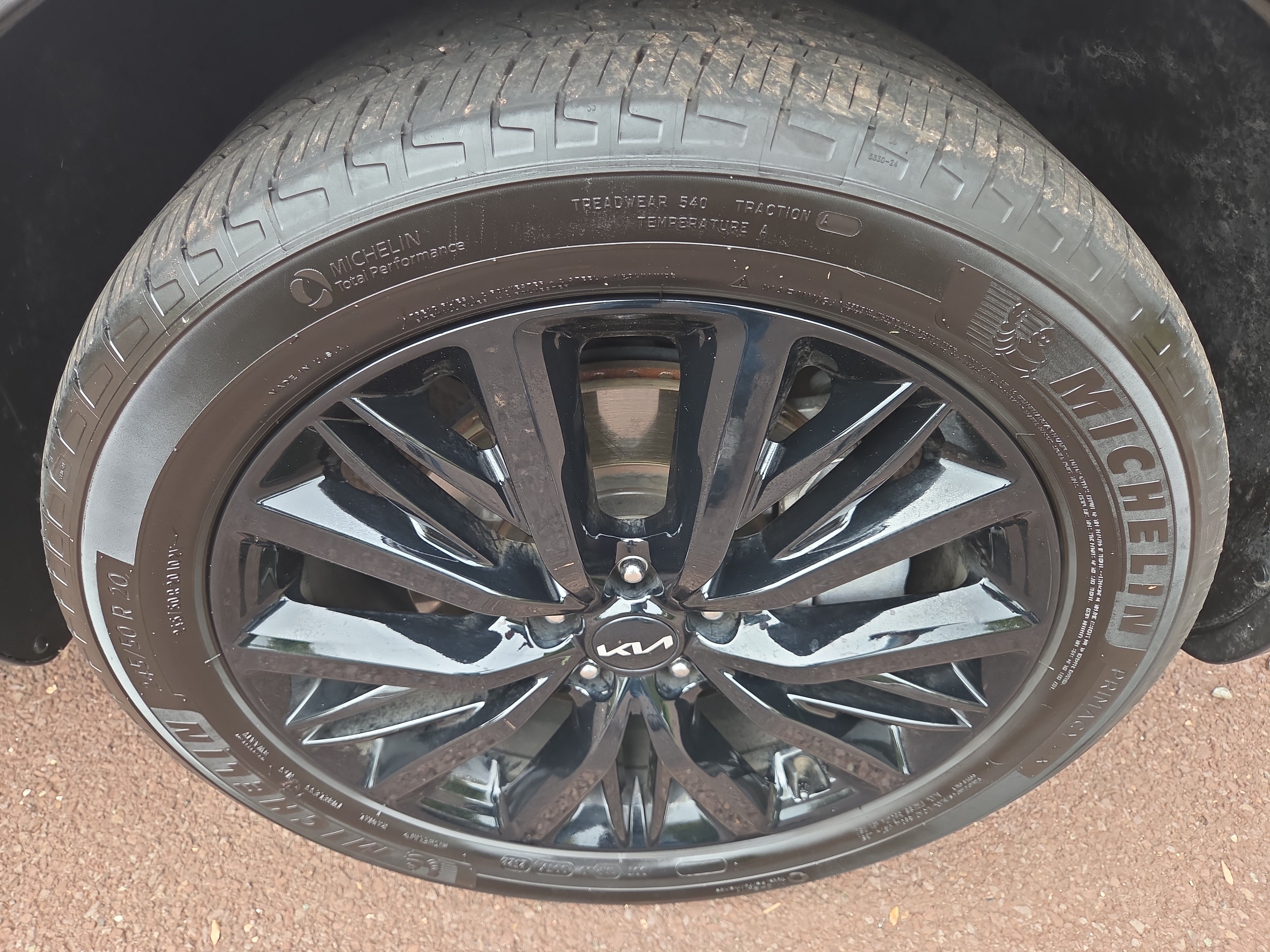 Used 2022 Kia Telluride SX w/ SX Prestige Package AWD/4WD image 9