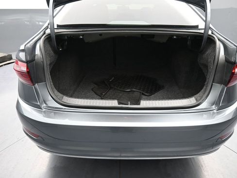 Used 2021 Volkswagen Jetta S image 22