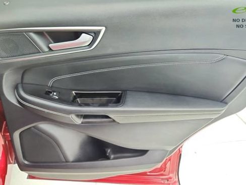 Used 2020 Ford Edge Titanium w/ Equipment Group 301A FWD image 29