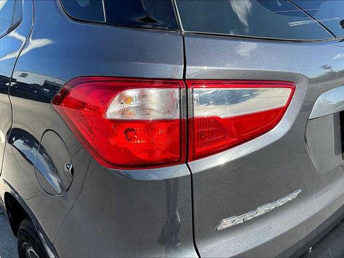 Used 2022 Ford EcoSport S image 43