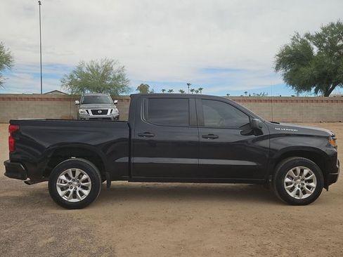 Used 2023 Chevrolet Silverado 1500 Custom RWD image 4